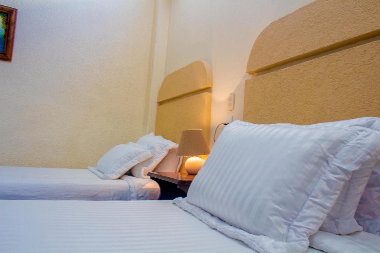 Hotel Romo ซิวดัด อีดัลโก ภายนอก รูปภาพ